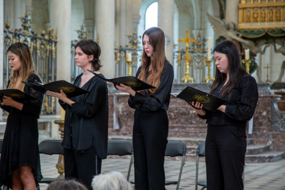 2024-09-06-concert oxford à pontigny-120-Avec accentuation-Bruit