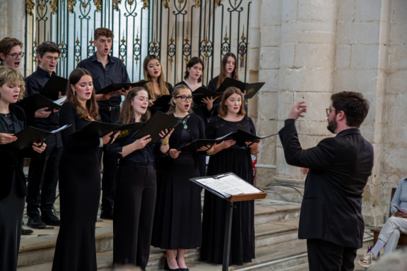 2024-09-06-concert oxford à pontigny-127-Avec accentuation-Bruit