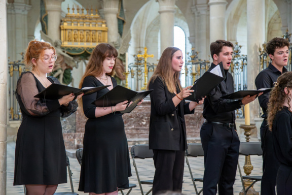 2024-09-06-concert oxford à pontigny-129-Avec accentuation-Bruit
