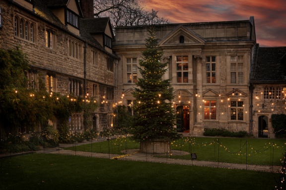 Teddy-Hall credit Stuart Bebb Nov 2021 small